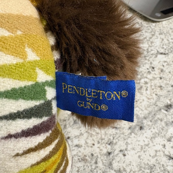 Pendleton by GUND Franklin Plush Horse Southwestern Blanket 14”. - Picture 6 of 7